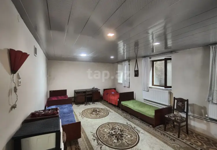 100 AZN - 3 otaqlı mənzil Kirayə (aylıq), Şəki