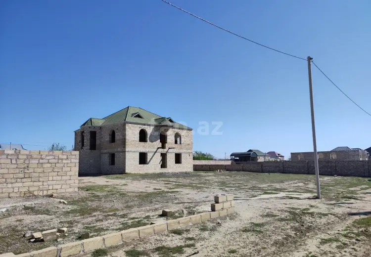 50 000 AZN - 8 otaqlı mənzil , Bərdə