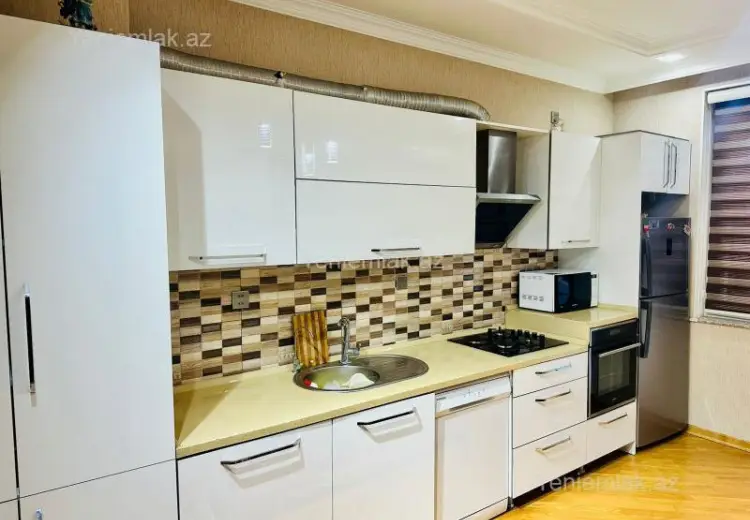 1 000 AZN - 3 otaqlı mənzil Kirayə (aylıq), Yasamal qəs., Yasamal, Bakı