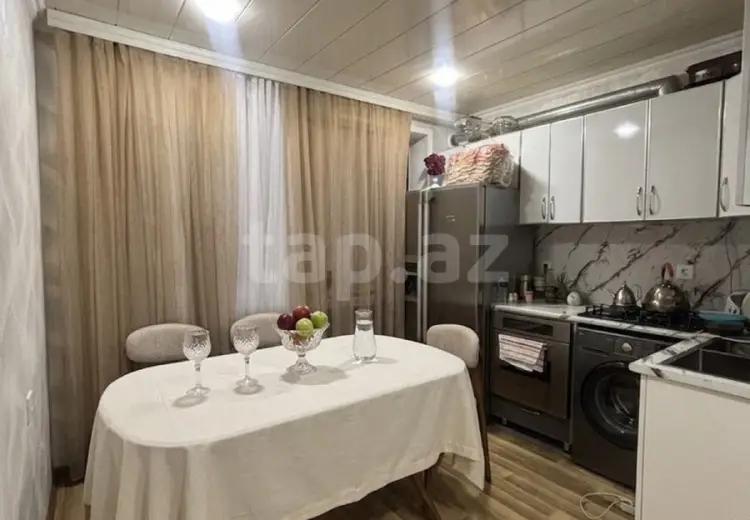 300 AZN - 3 otaqlı mənzil Kirayə (aylıq), Xırdalan