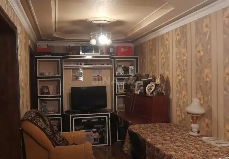 400 AZN - 3 otaqlı mənzil Kirayə (aylıq), Quba