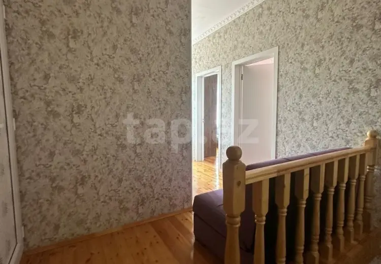 550 AZN - 4 otaqlı mənzil Kirayə (aylıq), Bakı