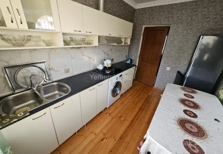 500 AZN - 3 otaqlı mənzil Kirayə (aylıq), Qəbələ