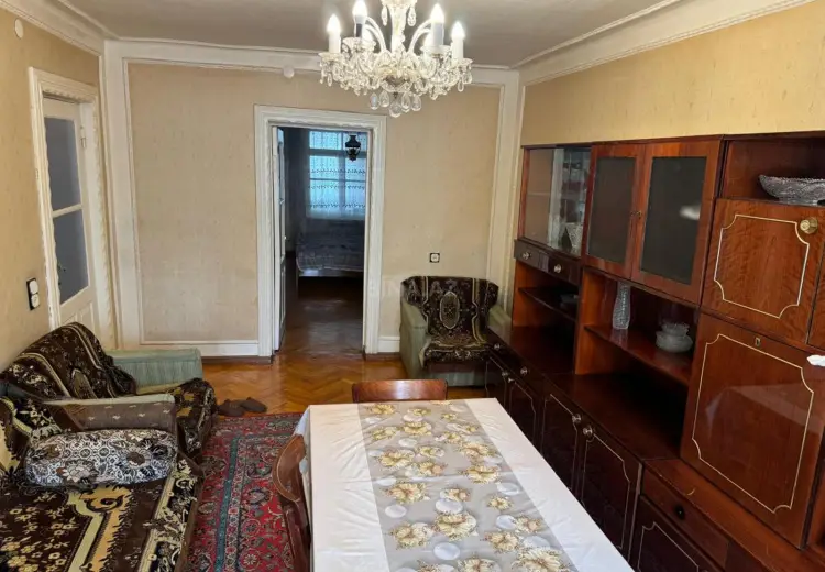 400 AZN - 4 otaqlı mənzil Kirayə (aylıq), Gəncə