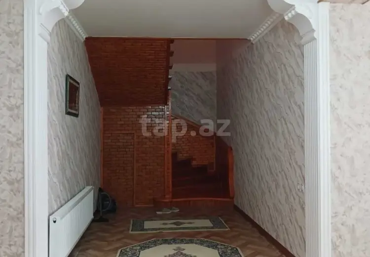 160 AZN - 6 otaqlı mənzil Kirayə (aylıq), Qazax