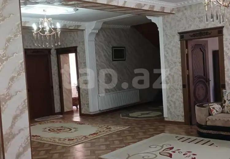 160 AZN - 6 otaqlı mənzil Kirayə (aylıq), Qazax