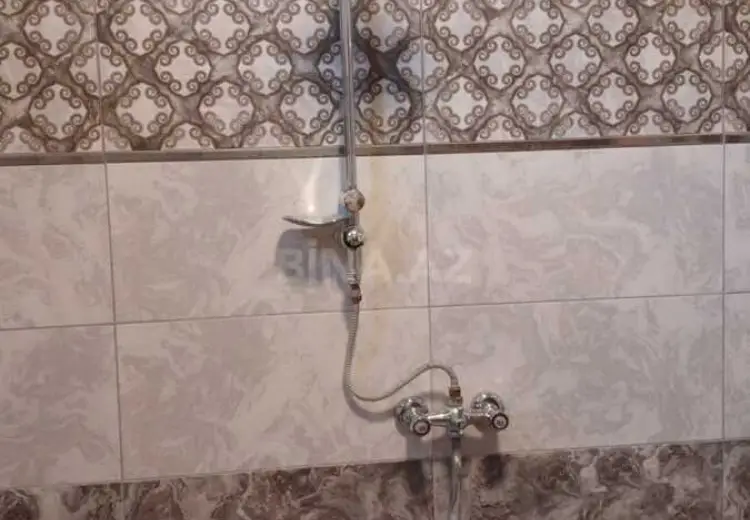 160 AZN - 6 otaqlı mənzil Kirayə (aylıq), Qazax