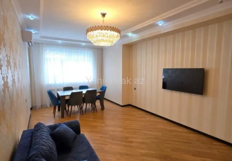 900 AZN - 3 otaqlı mənzil Kirayə (aylıq), 8-ci mikrorayon, Binəqədi, Bakı