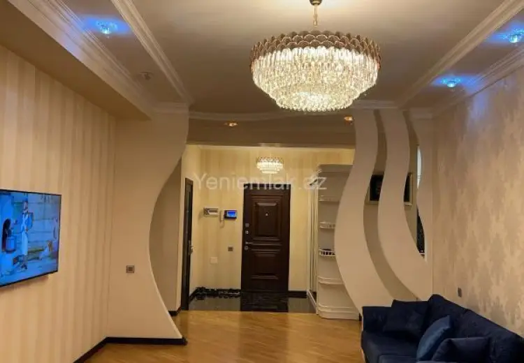 900 AZN - 3 otaqlı mənzil Kirayə (aylıq), 8-ci mikrorayon, Binəqədi, Bakı
