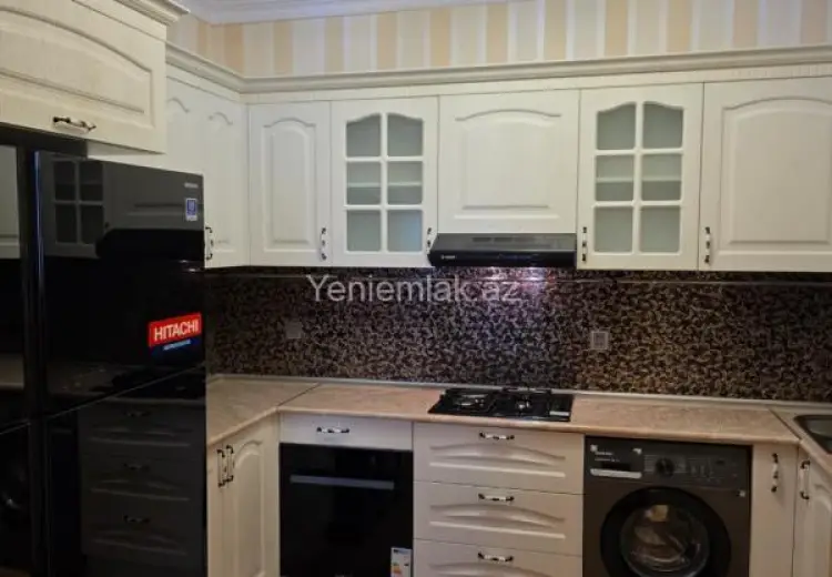 900 AZN - 3 otaqlı mənzil Kirayə (aylıq), 8-ci mikrorayon, Binəqədi, Bakı