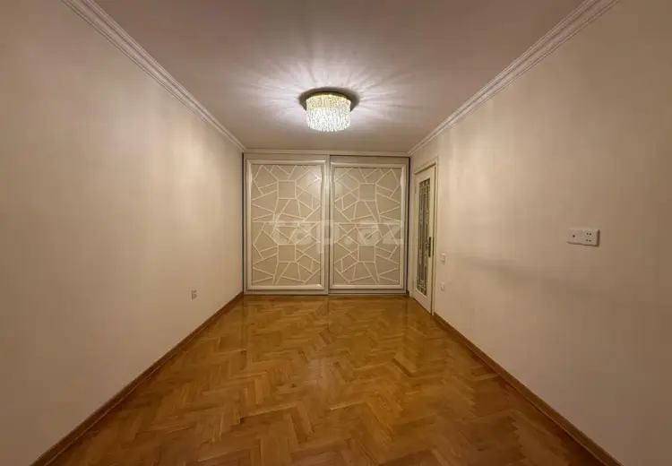 1 000 AZN - 3 otaqlı mənzil Kirayə (aylıq), Bakı