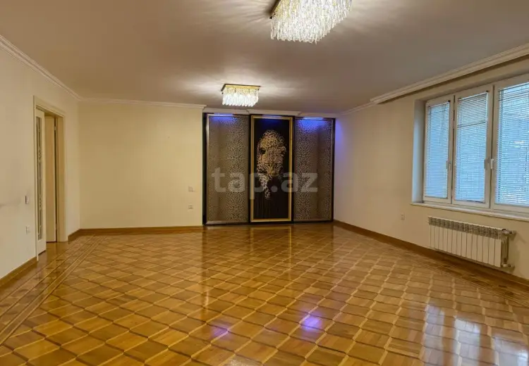 1 000 AZN - 3 otaqlı mənzil Kirayə (aylıq), Bakı