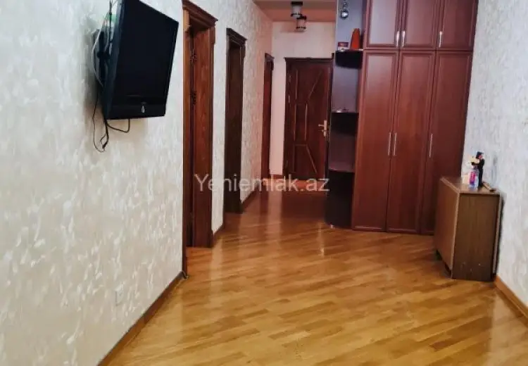 250 000 AZN - 3 otaqlı mənzil Satılır, 8-ci kilometr, Nizami, Bakı