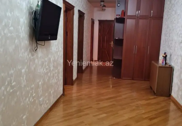 250 000 AZN - 3 otaqlı mənzil Satılır, 8-ci kilometr, Nizami, Bakı