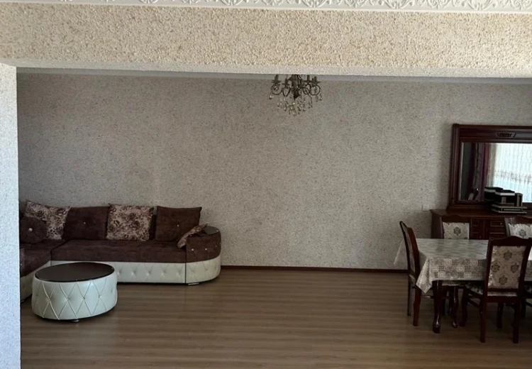 300 000 AZN - 5 otaqlı mənzil Satılır, Xudat