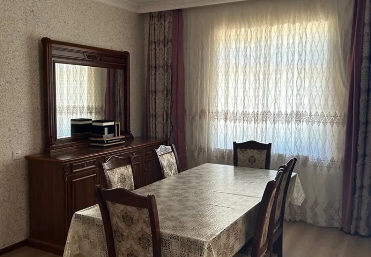 300 000 AZN - 5 otaqlı mənzil Satılır, Xudat