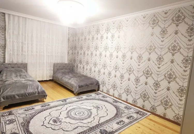 500 AZN - 4 otaqlı mənzil Kirayə (aylıq), Gəncə