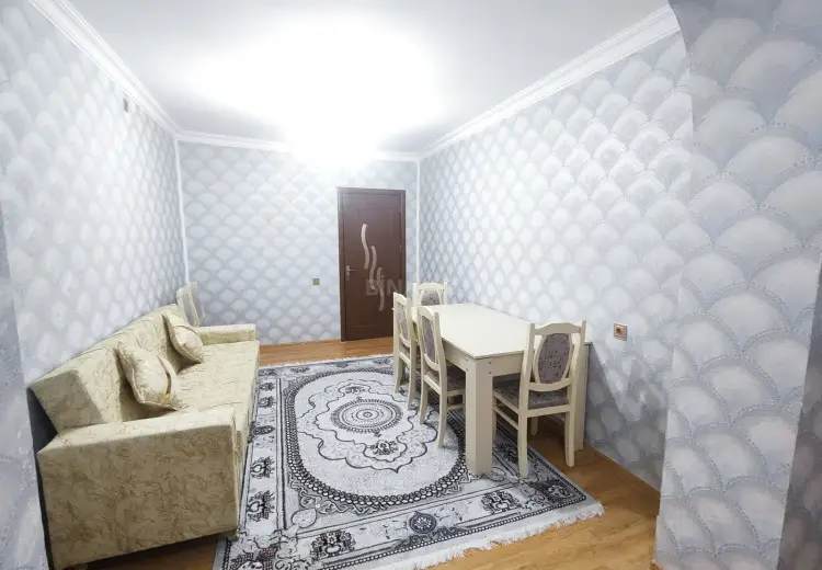 500 AZN - 4 otaqlı mənzil Kirayə (aylıq), Gəncə