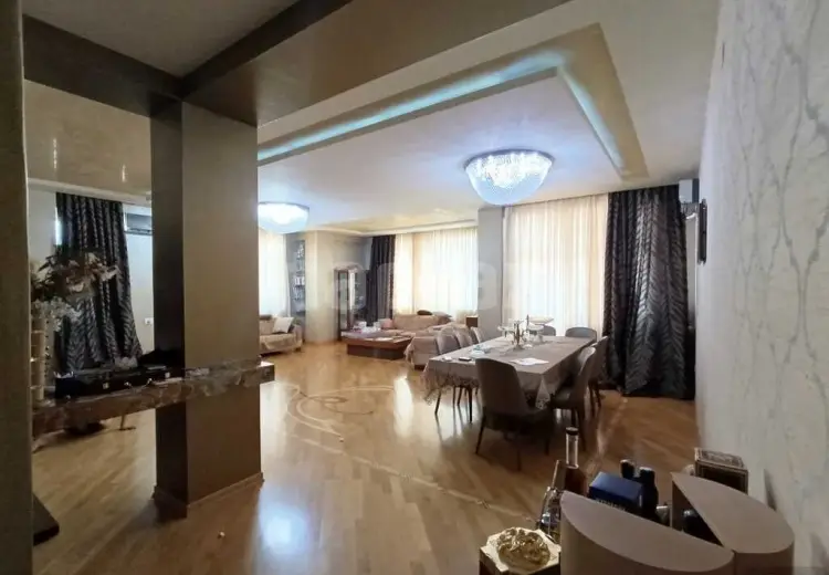 600 000 AZN - 3 otaqlı mənzil, Bakı