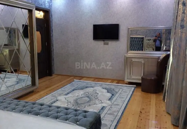 700 AZN - 4 otaqlı mənzil Kirayə (aylıq), Qəbələ