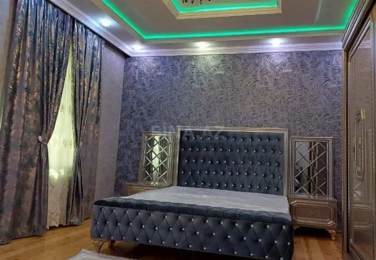 700 AZN - 4 otaqlı mənzil Kirayə (aylıq), Qəbələ