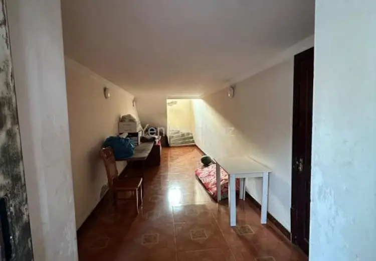 430 000 AZN - 9 otaqlı mənzil Satılır, Qaraçuxur qəs., Suraxanı, Bakı