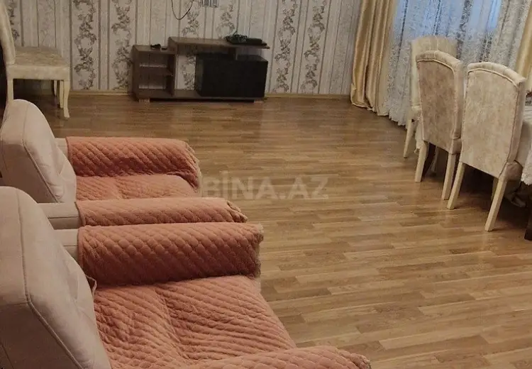 500 AZN - 4 otaqlı mənzil Kirayə (aylıq), Gəncə