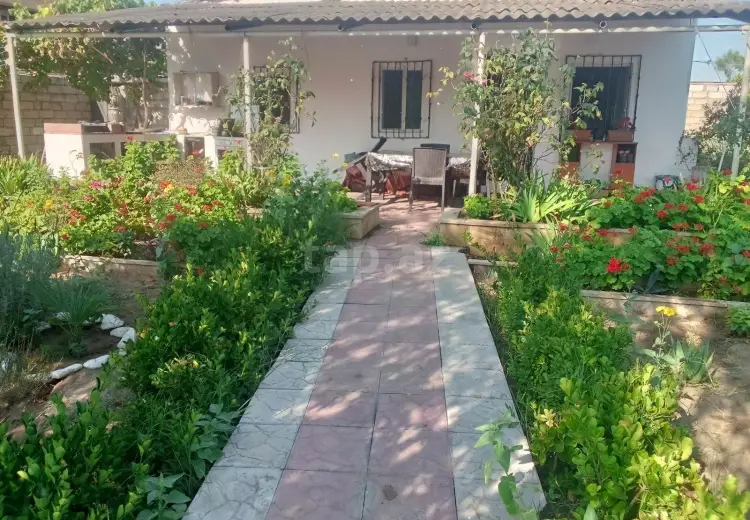 500 AZN - 4 otaqlı mənzil Kirayə (aylıq), Bakı