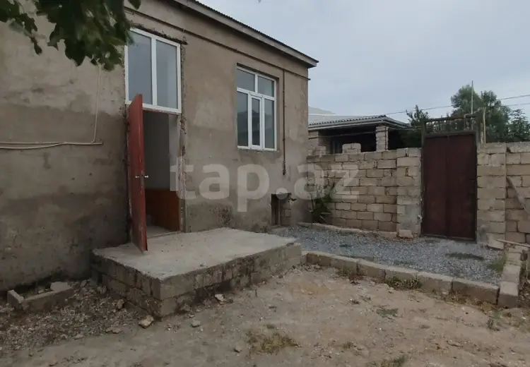 300 AZN - 3 otaqlı mənzil Kirayə (aylıq), Bakı