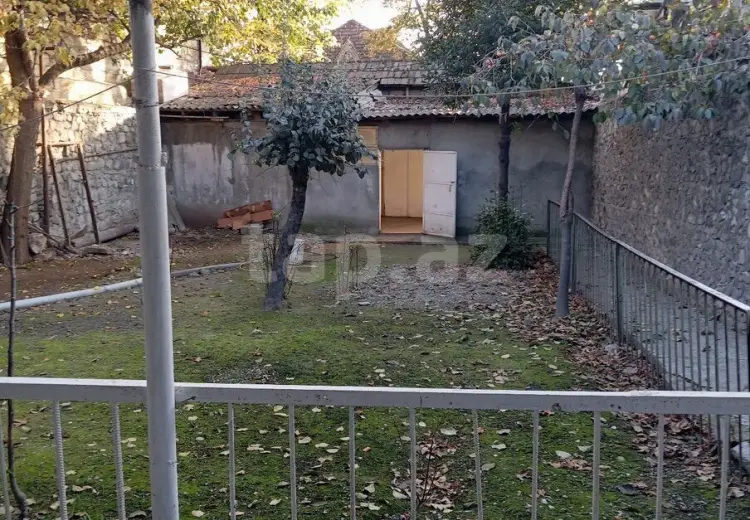 280 AZN - 3 otaqlı mənzil Kirayə (aylıq), Şəki