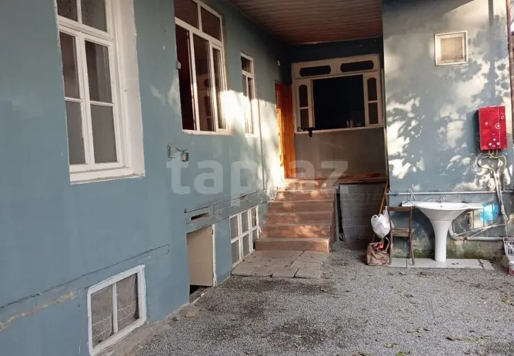 280 AZN - 3 otaqlı mənzil Kirayə (aylıq), Şəki