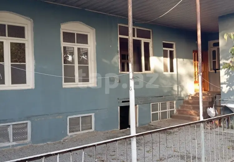 280 AZN - 3 otaqlı mənzil Kirayə (aylıq), Şəki