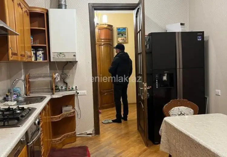 280 000 AZN - 3 otaqlı mənzil Satılır, 8-ci mikrorayon, Binəqədi, Bakı