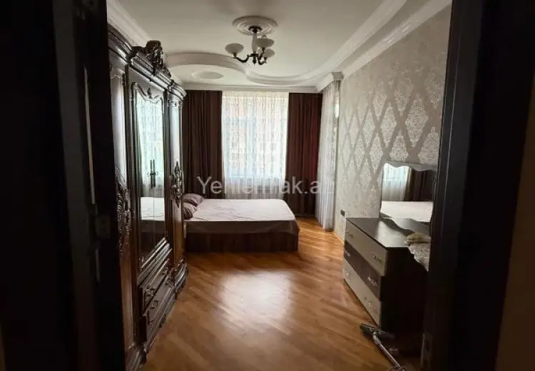 1 200 AZN - 3 otaqlı mənzil Kirayə (aylıq), Yasamal qəs., Nizami, Bakı