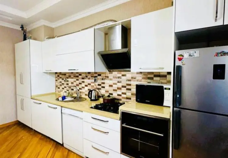 1 000 AZN - 3 otaqlı mənzil Kirayə (aylıq), Yasamal qəs., Yasamal, Bakı