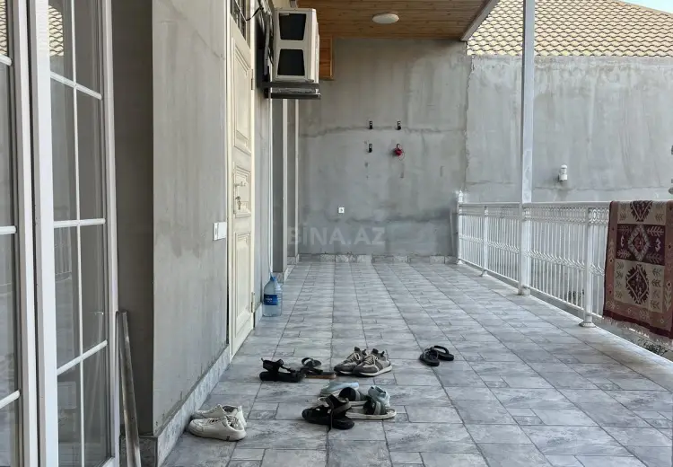 280 000 AZN - 8 otaqlı mənzil Satılır, Gəncə