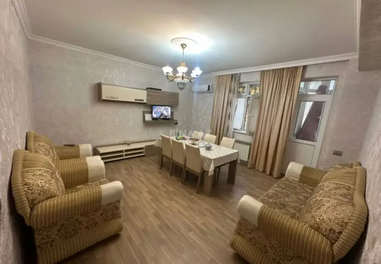 700 AZN - 3 otaqlı mənzil Kirayə (aylıq), 8-ci kilometr, Laçın