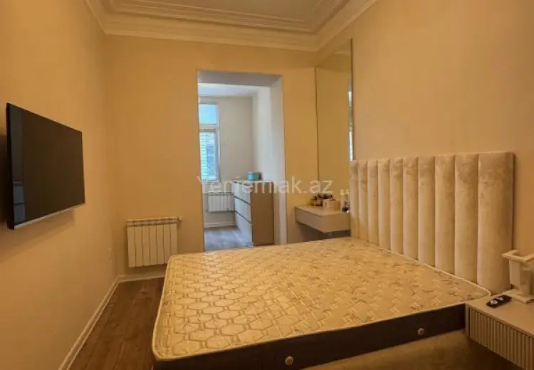 240 000 AZN - 2 otaqlı mənzil Satılır, Yasamal qəs., Nizami, Bakı