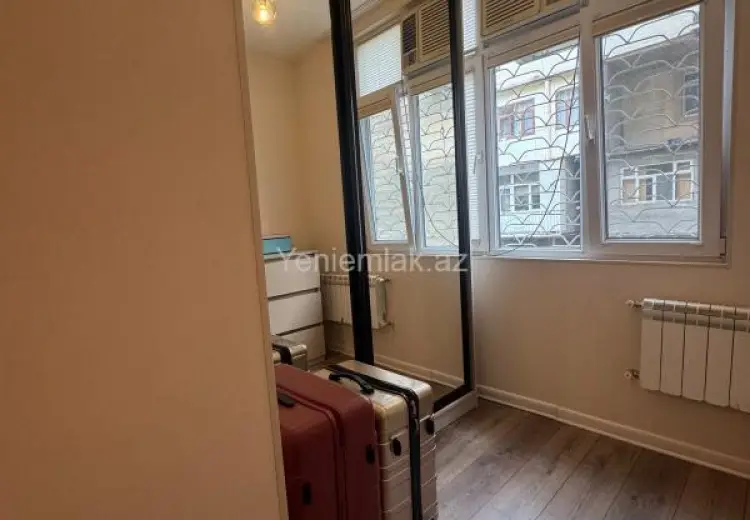 240 000 AZN - 2 otaqlı mənzil Satılır, Yasamal qəs., Nizami, Bakı