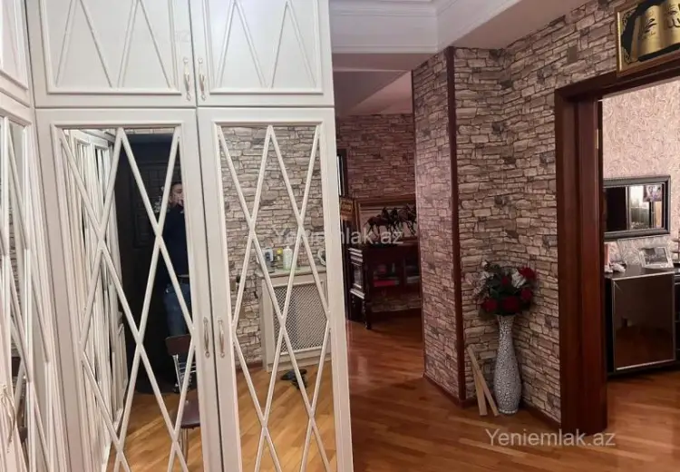 750 AZN - 3 otaqlı mənzil Kirayə (aylıq), 8-ci kilometr, Nizami, Bakı