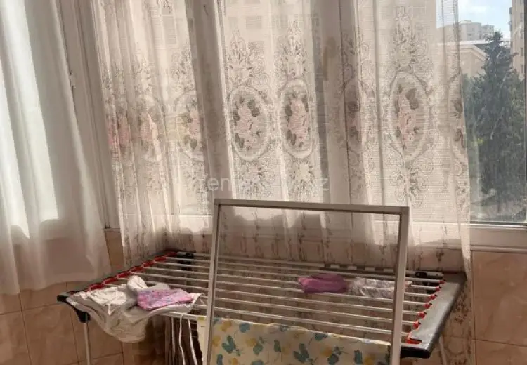 750 AZN - 3 otaqlı mənzil Kirayə (aylıq), 8-ci kilometr, Nizami, Bakı