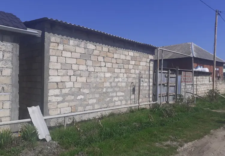 42 000 AZN - 6 otaqlı mənzil , Cəlilabad