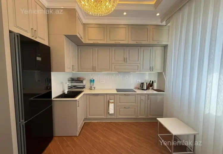 3 000 AZN - 3 otaqlı mənzil Kirayə (aylıq), Ağ şəhər, Xətai, Bakı