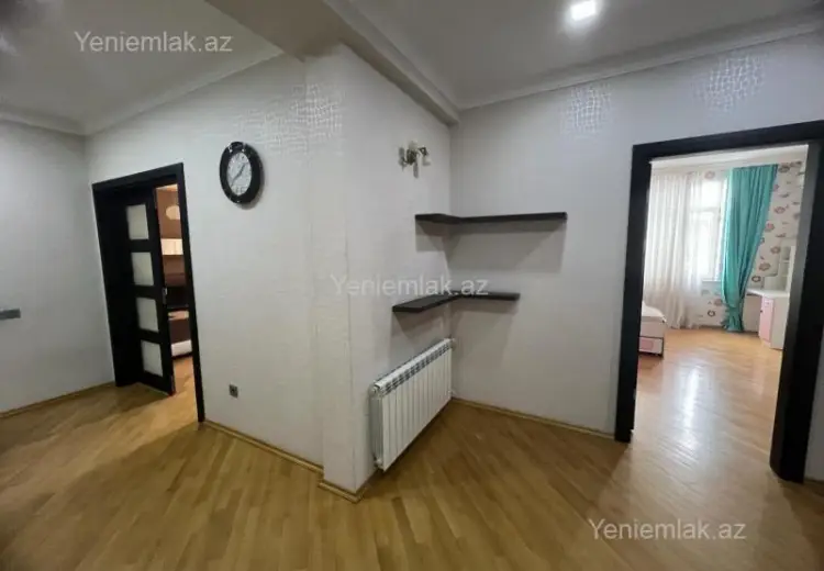 1 000 AZN - 3 otaqlı mənzil Kirayə (aylıq), 8-ci mikrorayon, Binəqədi, Bakı