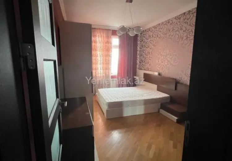 1 000 AZN - 3 otaqlı mənzil Kirayə (aylıq), 8-ci mikrorayon, Binəqədi, Bakı