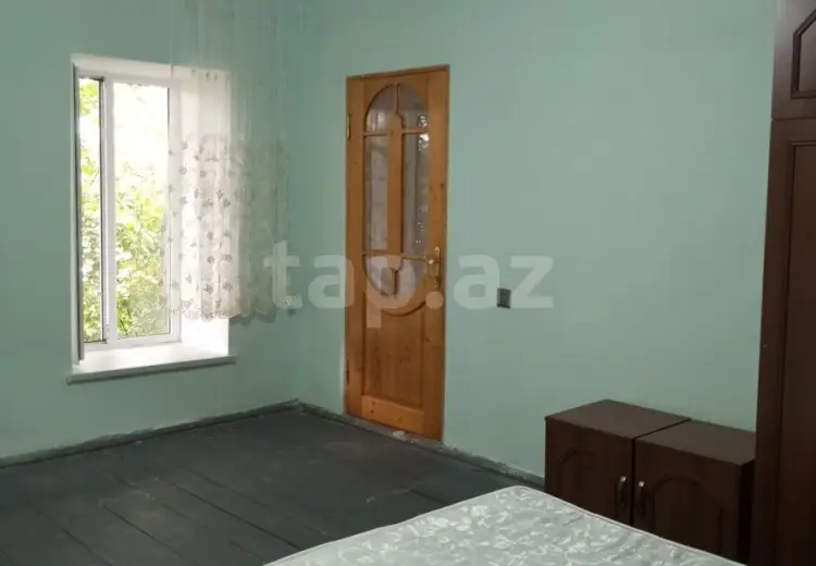 300 AZN - 3 otaqlı mənzil Kirayə (aylıq), Şəki