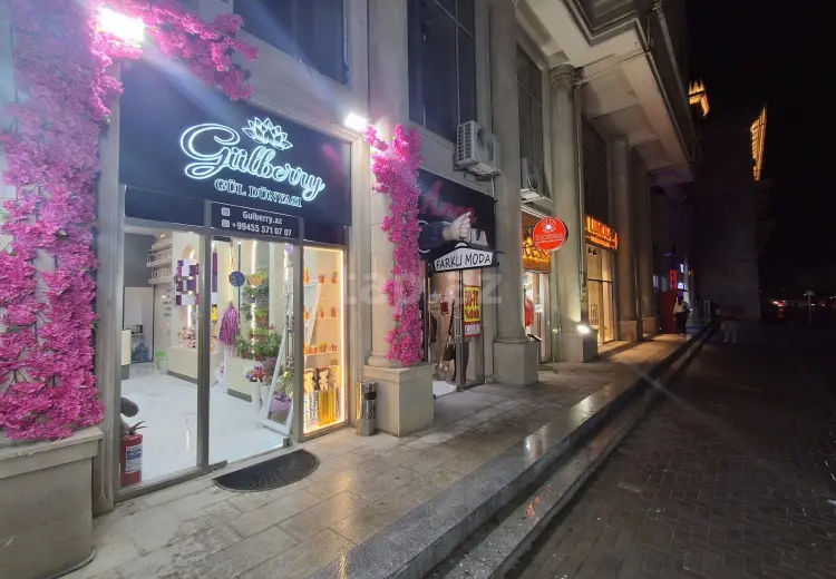 10 000 AZN - 0 m² Obyekt / Ofis, Bakı