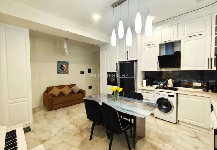 2 500 AZN - 4 otaqlı mənzil Kirayə (aylıq), Böyükşor qəs., Nərimanov, Bakı