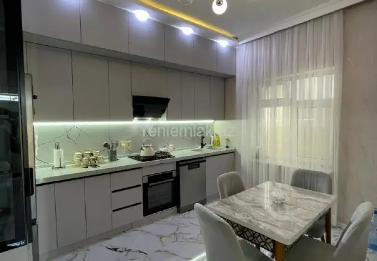 130 000 AZN - 4 otaqlı mənzil Satılır, Saray, Abşeron