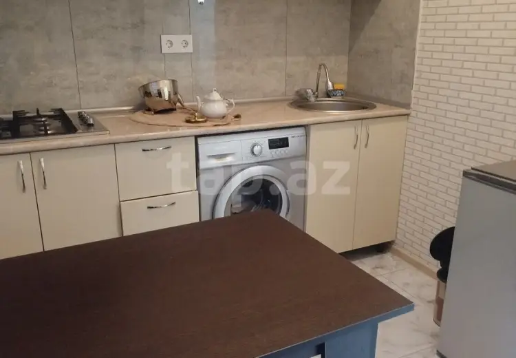 300 AZN - 1 otaqlı mənzil Kirayə (aylıq), Zaqatala